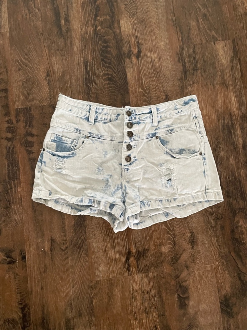High-Rise Acid Wash Denim Shorts - Light Blue